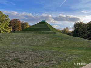 Landpyramide